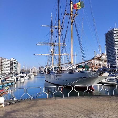 Апартаменты Penthouse Met Groot Terras Oostende Экстерьер фото